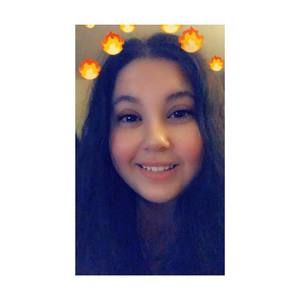 Meet your Posher, Alicia